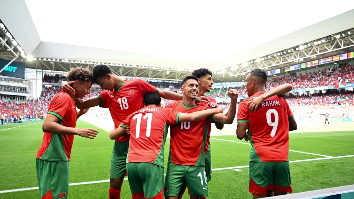 Los jugadores de Marruecos celebran uno de los goles de Soufiane Rahimi en los Juegos Olímpicos