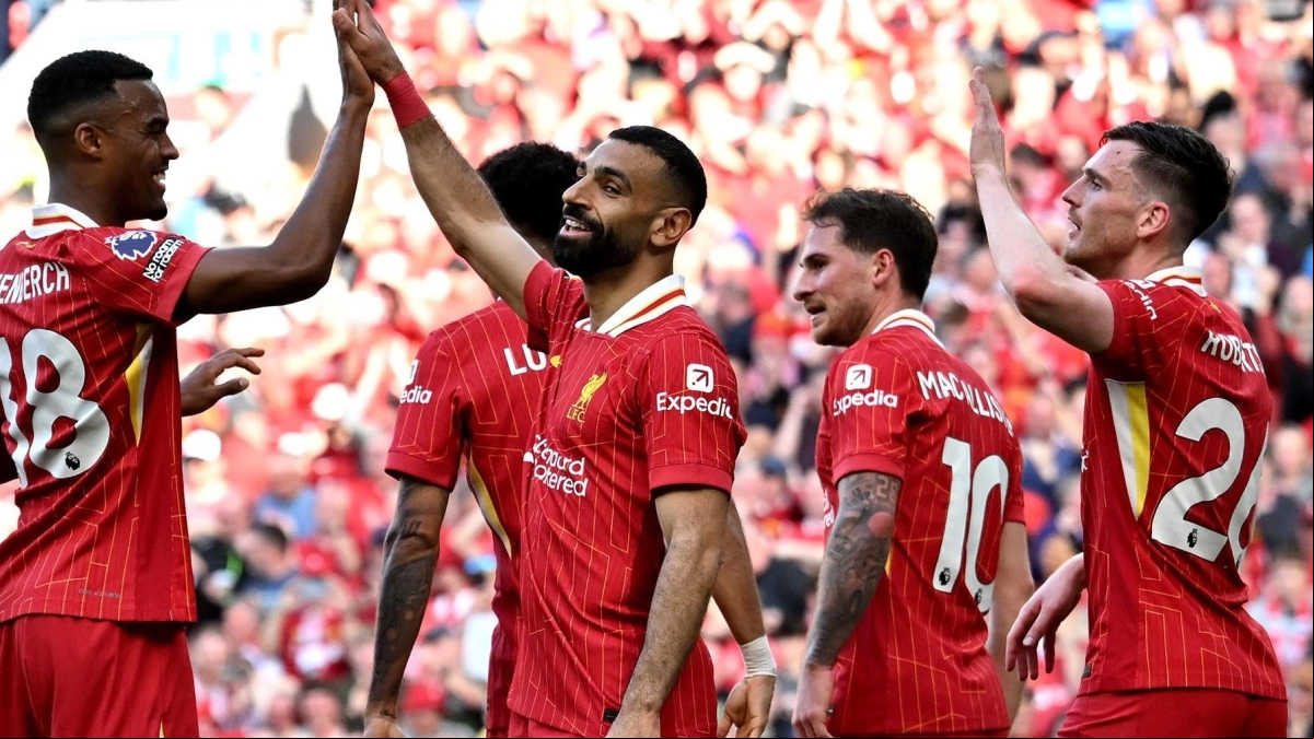 Liverpool prepara revolución con 4 fichajes tras cerrar a Frimpong