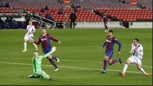 Los cuatro errores que cometió Ronald Araújo en el gol del Eibar
