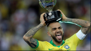 Dani Alves tiene una propuesta seria de la Superliga argentina "Foto: El Confidencial"