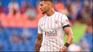 El Newcastle United prepara un ofertón por Diego Carlos / Colinadelnervion.com