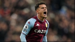 Gerrard insiste en hacerle un favor al Barcelona con Coutinho