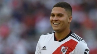 Un club brasileño se entromete entre River Plate y Juanfer Quintero "Foto: TNT Sports"