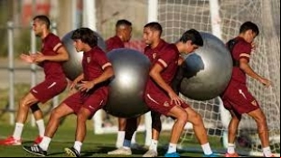 El Sevilla duda entre dos delanteros de nivel. Foto: ElDesmarque