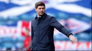 Steven Gerrard, el enésimo candidato al banquillo del Newcastle