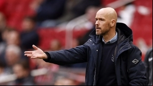 Ten Hag ya busca centrales para la próxima temporada del United