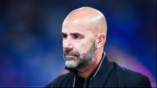 Olympique de Lyon: Peter Bosz, en la cuerda floja