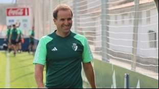 El Osasuna, cerca de cerrar el fichaje de un lateral experimentado 