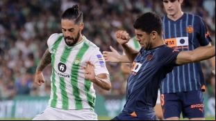 Betis y Valencia se interesan en el mismo goleador argentino / Estadio Deportivo