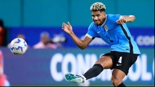 El club que quiere tirar la casa por la ventana por Ronald Araujo