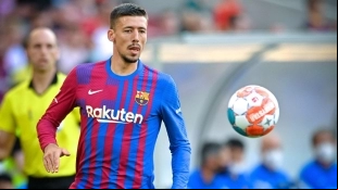 Clement Lenglet, a player for Barcelona who is not in Flick's plans.