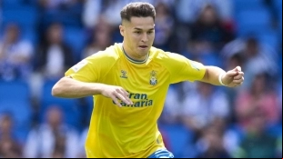 El Como 1907 y el Bolonia buscan el fichaje de Mika Mármol / Transfermarkt