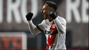 Álvaro García, atacante del Rayo Vallecano que interesa a clubes de la Premier League