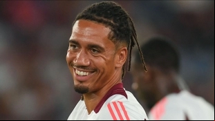 Smalling, exjugador de la Roma, y flamante fichaje de Al-Fahya.