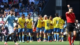 Los jugadores de Las Palmas celebran un gol