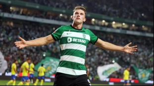 <p>Viktor Gyökeres, starting forward for Sporting Lisbon</p>