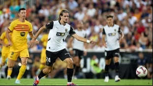 El Leipzig quiere sacar a Yarek del Valencia / EstadioDeportivo