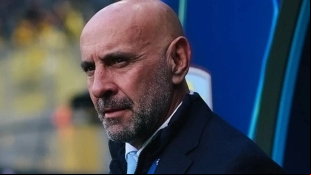 Monchi viaja a España para seguir a 2 cracks del Aston Villa