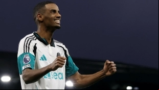 Los 3 clubes que se pelean por Alexander Isak: Hay uno de LaLiga