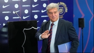 El Barcelona tiene 3 laterales diestros en su agenda / Cadena SER