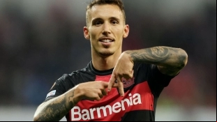 <p>Alejandro Grimaldo, side of Bayer Leverkusen</p>