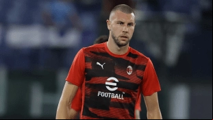 Strahinja Pavlovic, central del Milan