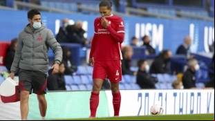 Virgil Van Dijk dice adiós al Liverpool y ya tiene nuevo destino | La Vanguardia