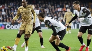Real Sociedad y Valencia se pelean por un fichaje a coste cero