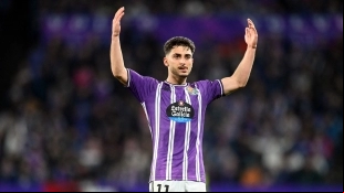 ¡Batalla en LaLiga! Tres equipos luchan por fichar a Raúl Moro | MARCA
