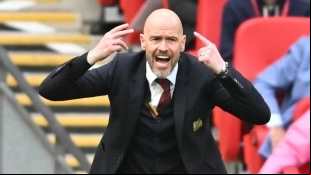 Ten Hag negotiates his return to Ajax / The Guardian