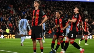 Dean Huijsen, central español del Bournemouth