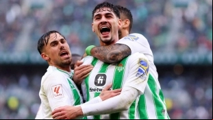 Johnny Cardoso, centrocampista del Real Betis 